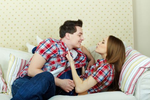 10 Signs You're Not in Love, Just Afraid to Be Alone